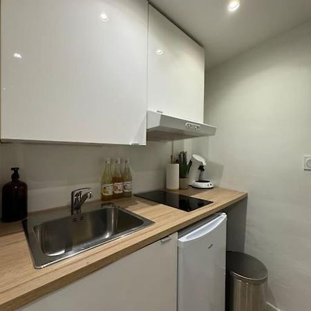 Charmant Studio, Plein Centre Apartment L'Isle-sur-la-Sorgue Bagian luar foto